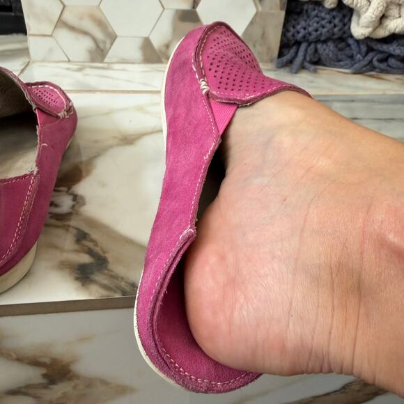 Olukai Women's Nohea Perforated Pink Suede Slip-On Loafers Mules Size 8 Hawaiian - Picture 11 of 13